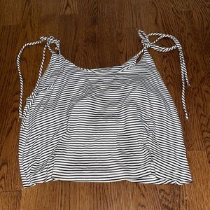 American Threads cropped tank top with ties size medium
